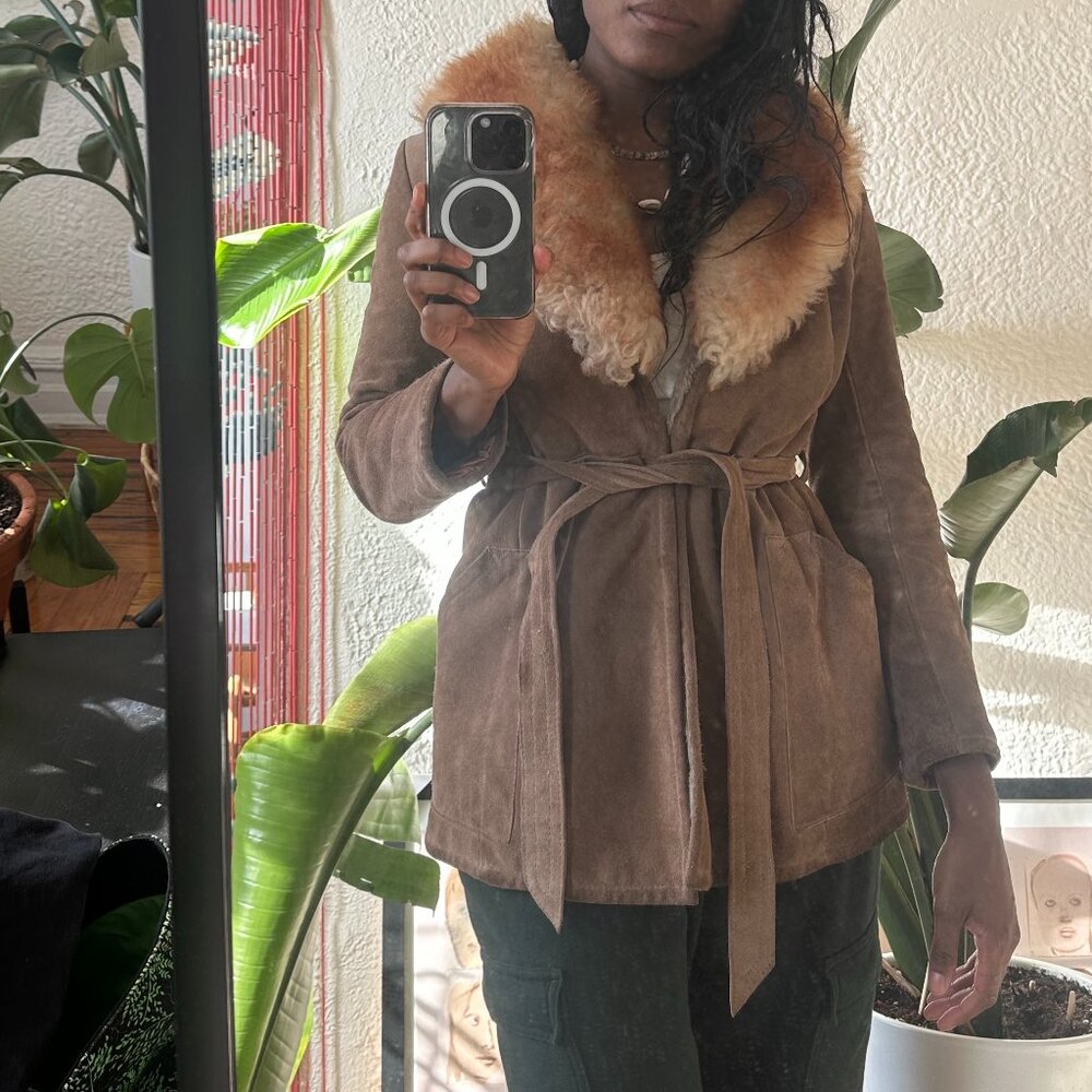 vintage tan suede wrap coat with fu collar size 6